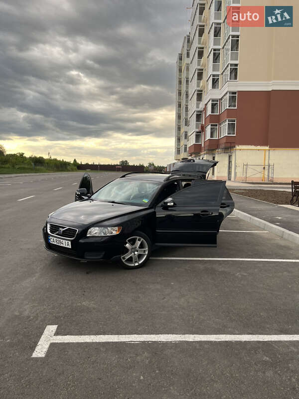 Универсал Volvo V50 2010 в Умани фото 3 Универсал Volvo V50 2010 в Умани