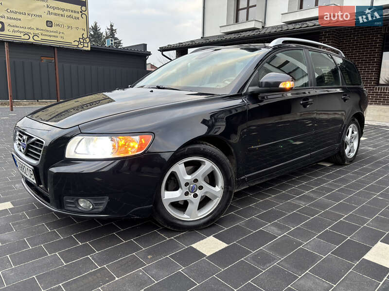 Универсал Volvo V50 2012 в Львове
