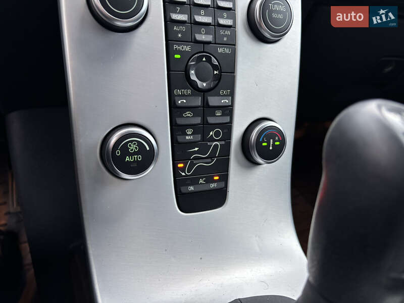 Универсал Volvo V50 2012 в Львове