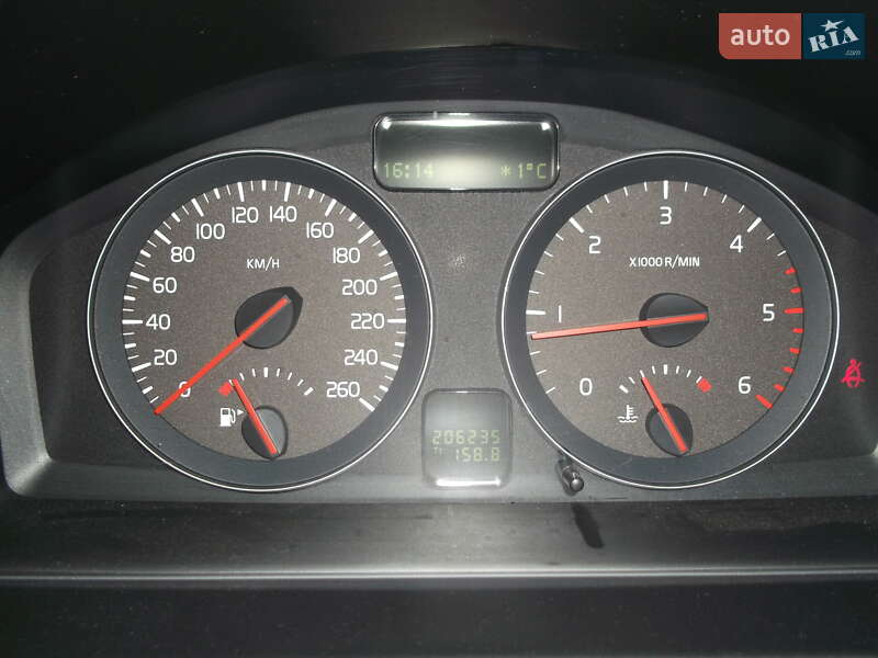 Універсал Volvo V50 2010 в Житомирі