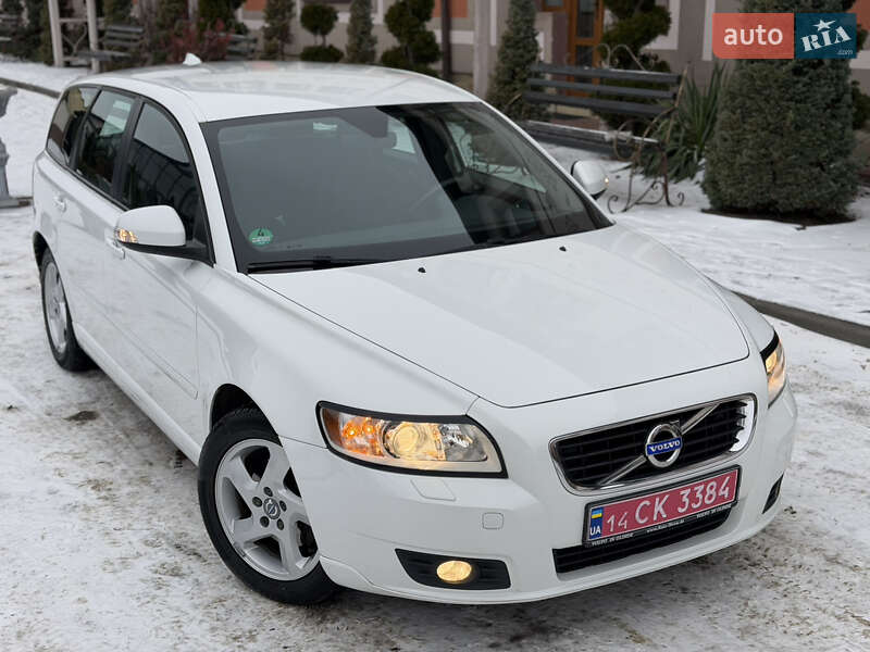 Універсал Volvo V50 2011 в Стрию