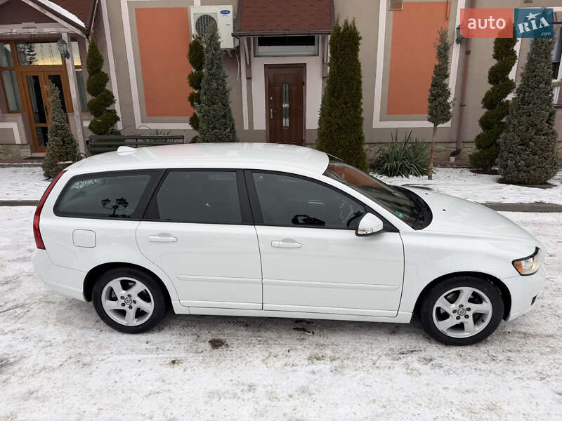 Універсал Volvo V50 2011 в Стрию