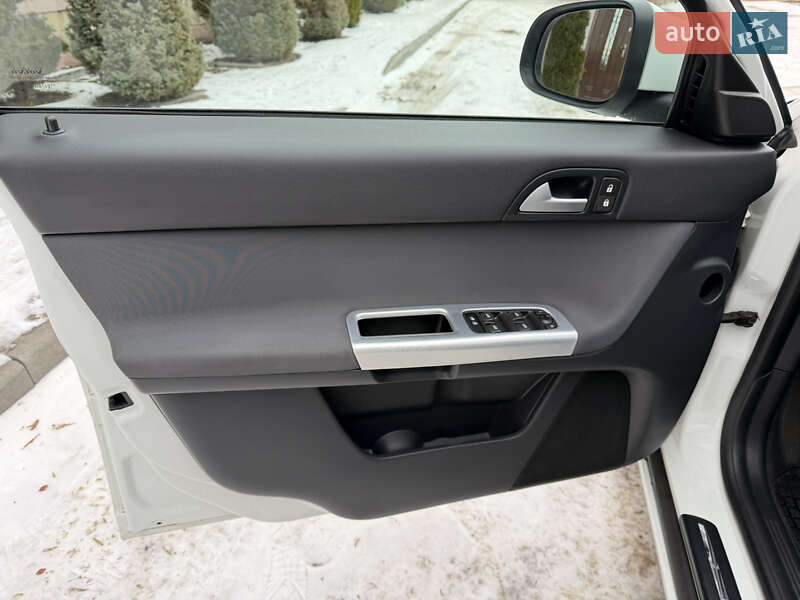 Універсал Volvo V50 2011 в Стрию