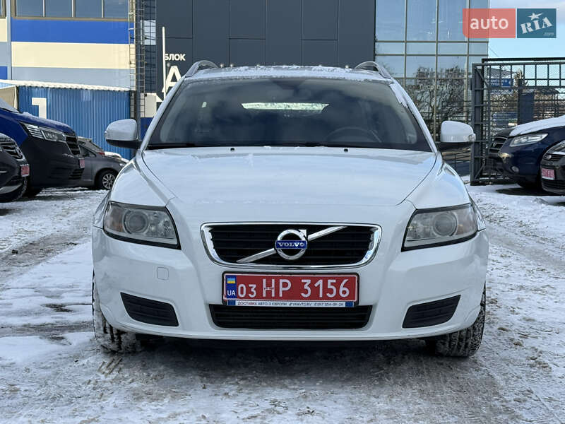 Універсал Volvo V50 2012 в Рівному