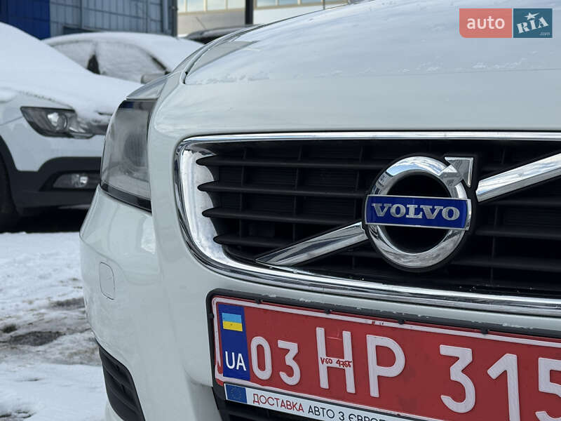 Універсал Volvo V50 2012 в Рівному