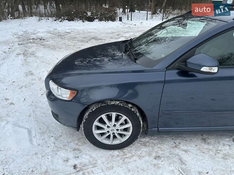 Універсал Volvo V50 2009 в Львові