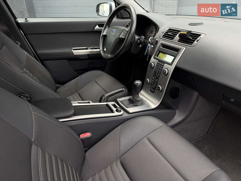 Универсал Volvo V50 2009 в Луцке