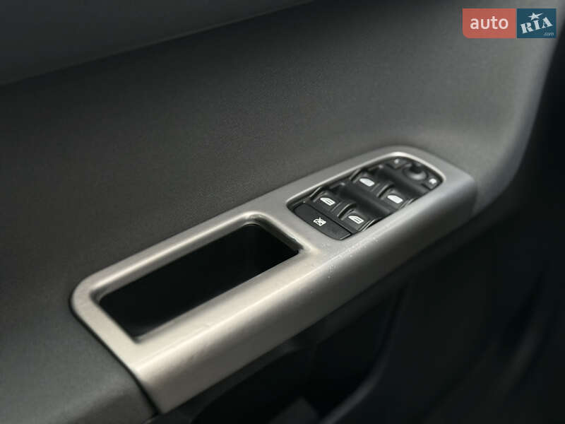 Универсал Volvo V50 2009 в Луцке