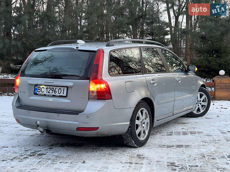 Универсал Volvo V50 2008 в Самборе