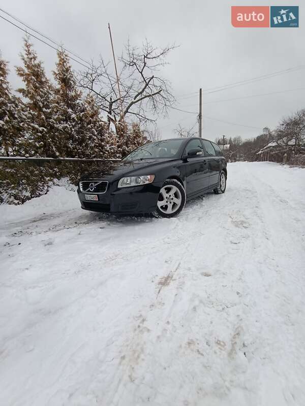 Универсал Volvo V50 2011 в Луцке