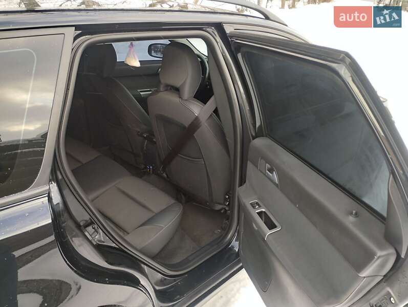 Универсал Volvo V50 2009 в Тульчине