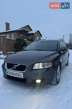 Універсал Volvo V50 2010 в Чернігові