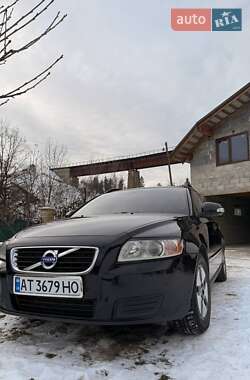 Універсал Volvo V50 2010 в Делятині