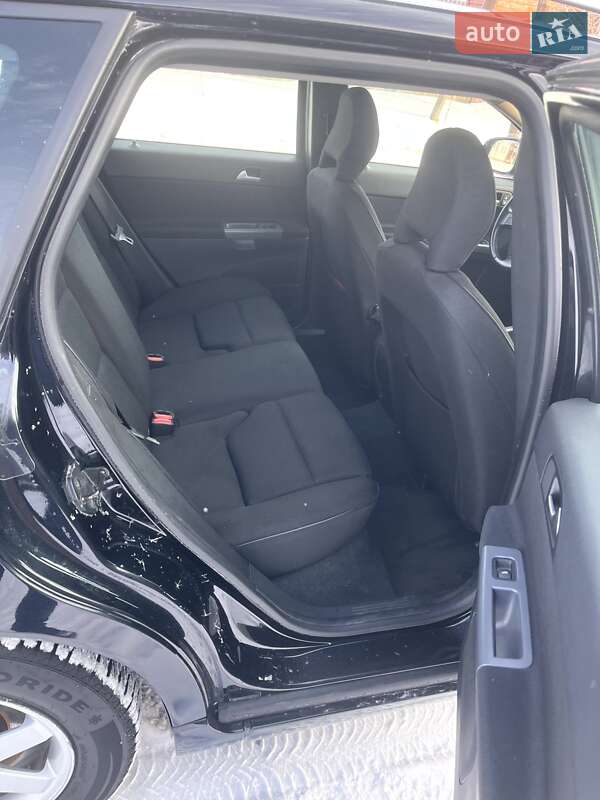 Универсал Volvo V50 2011 в Нежине