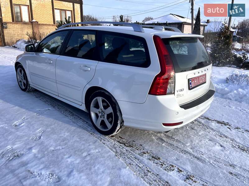 Универсал Volvo V50 2012 в Нежине