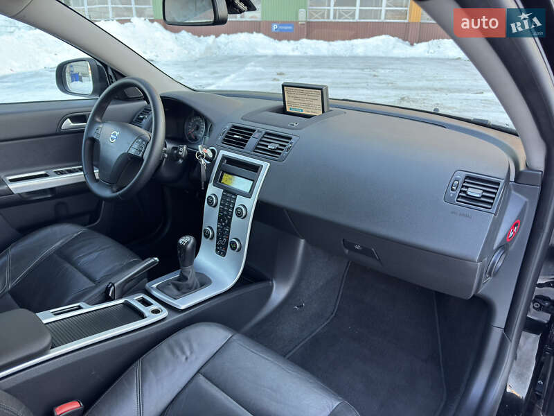 Универсал Volvo V50 2011 в Луцке