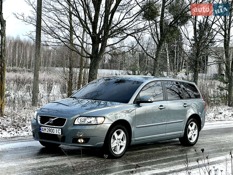 Универсал Volvo V50 2009 в Житомире