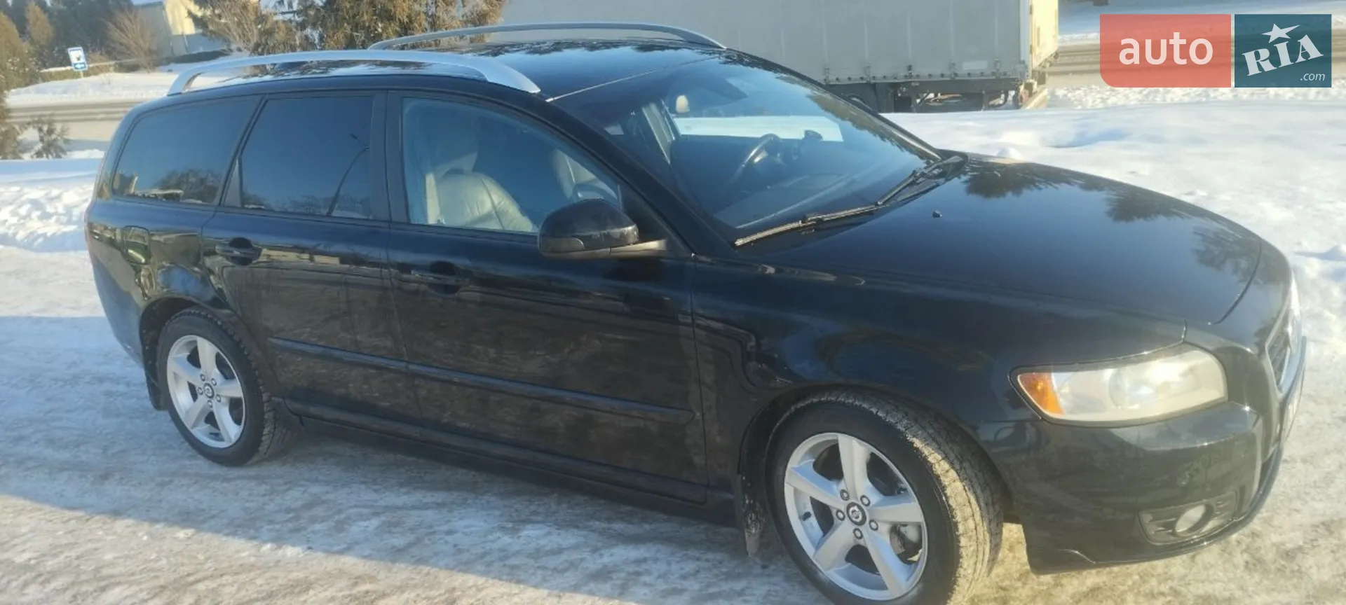 2011 Volvo V50 - мініатюра 4