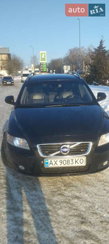 Универсал Volvo V50 2011 в Баре