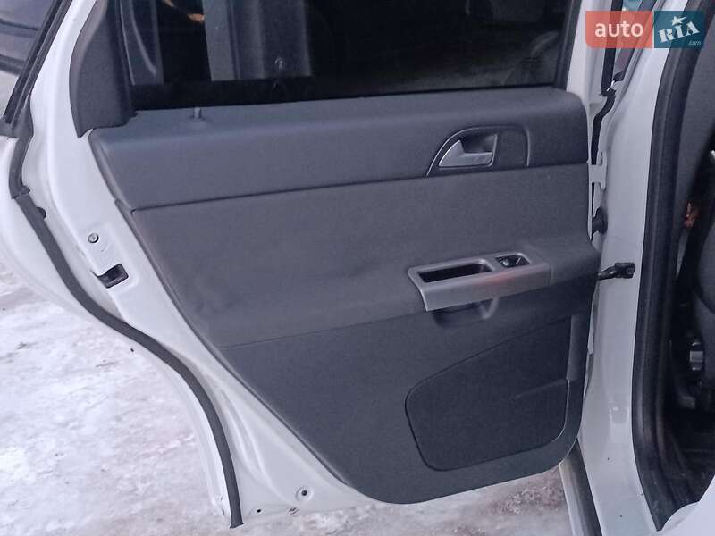 Универсал Volvo V50 2009 в Львове