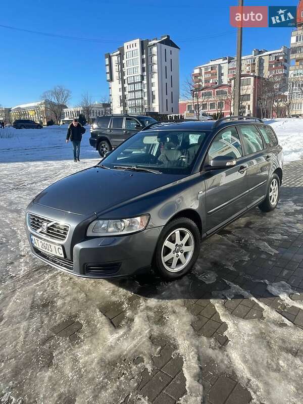 Универсал Volvo V50 2009 в Выгоде