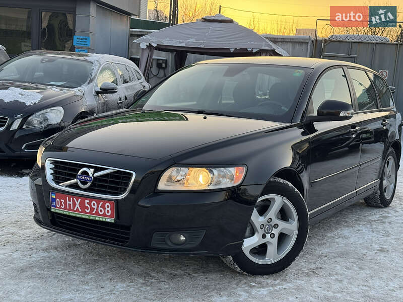 Volvo V50 2010