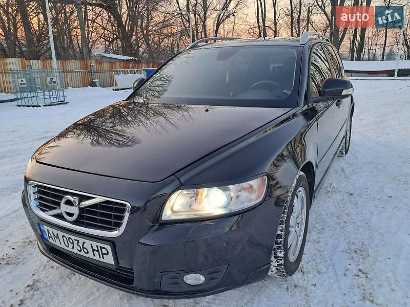 Универсал Volvo V50 2012 в Виннице фото 2 Универсал Volvo V50 2012 в Виннице