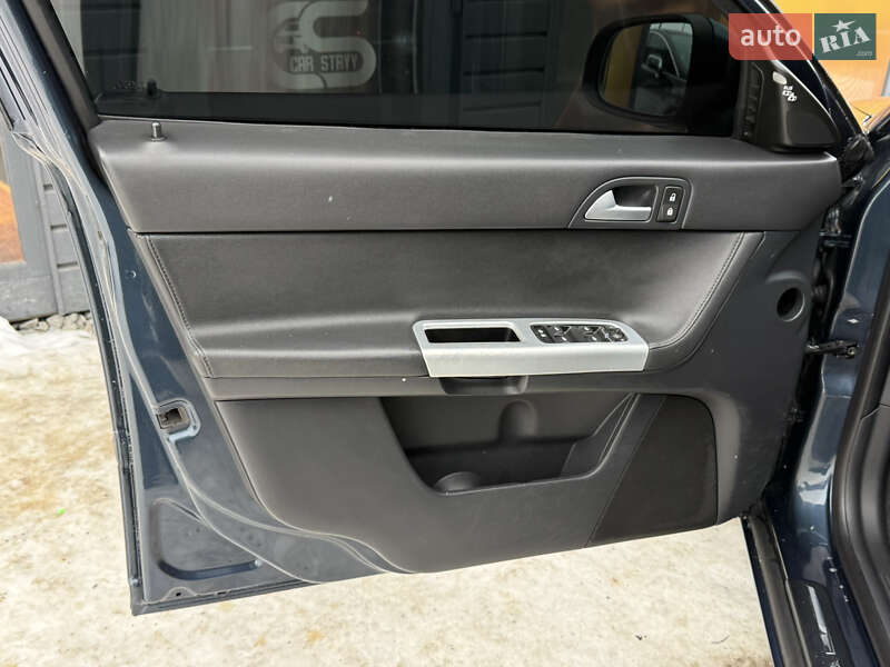 Универсал Volvo V50 2010 в Стрые фото 40 Универсал Volvo V50 2010 в Стрые