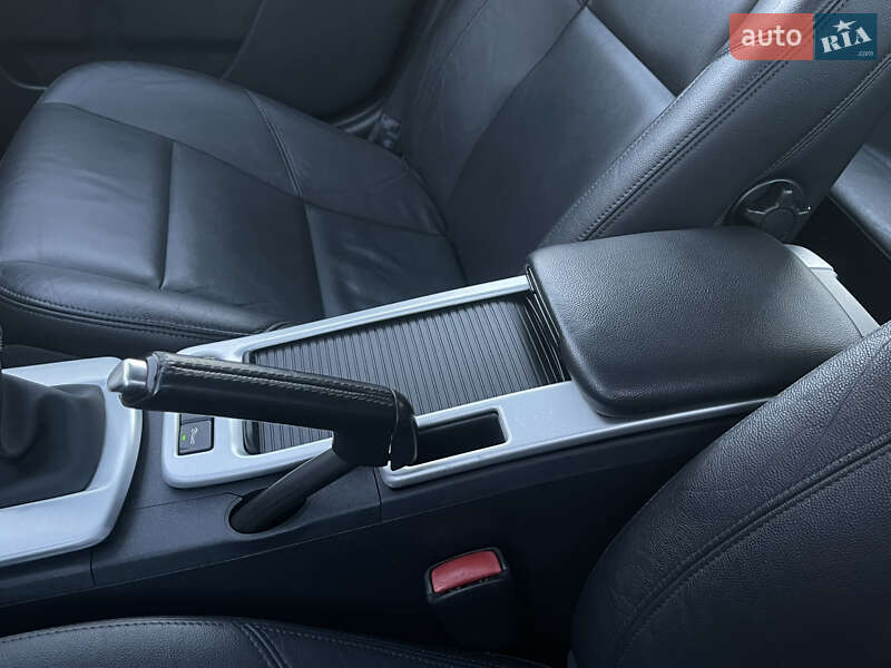 Универсал Volvo V50 2012 в Стрые