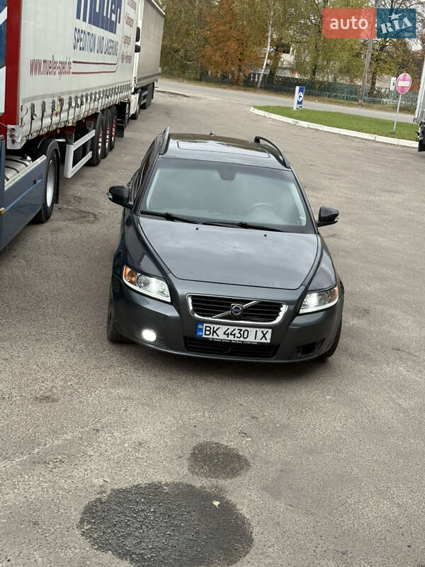 Volvo V50 2010 Volvo V50 2010