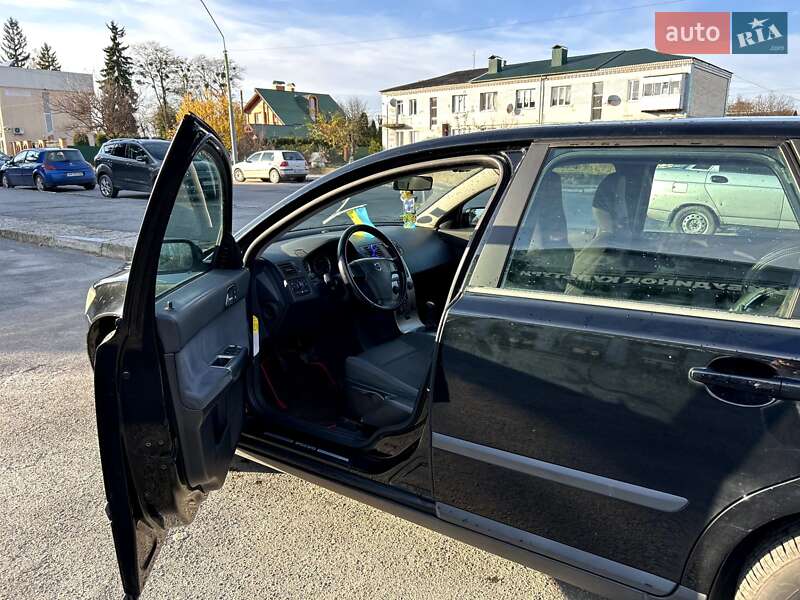 Универсал Volvo V50 2004 в Барановке фото 9 Универсал Volvo V50 2004 в Барановке