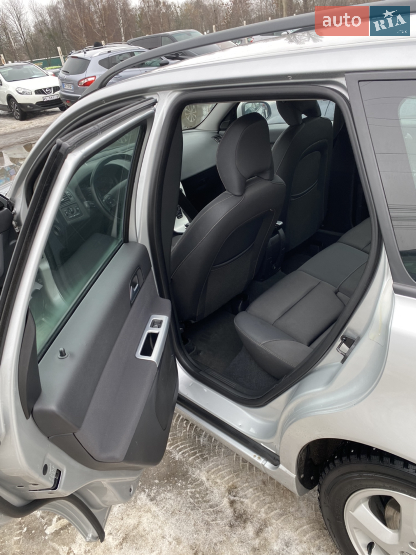 2011 Volvo V50 - мініатюра 11