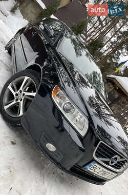 Универсал Volvo V50 2012 в Новояворовске