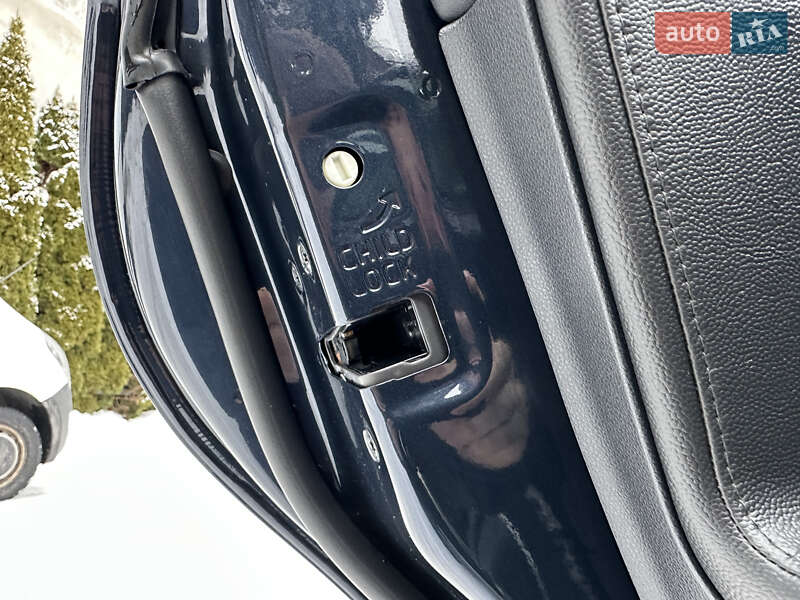 Универсал Volvo V50 2012 в Стрые фото 81 Универсал Volvo V50 2012 в Стрые