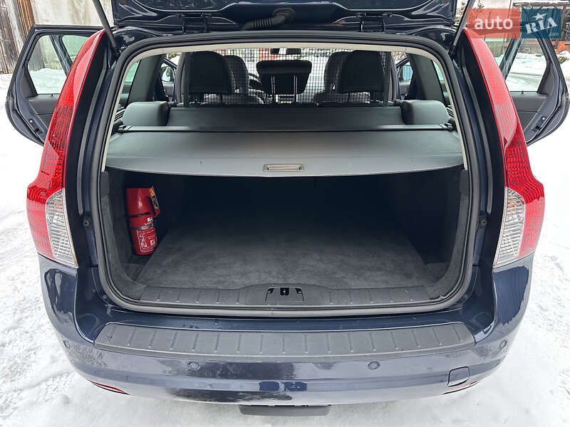 Универсал Volvo V50 2012 в Стрые фото 102 Универсал Volvo V50 2012 в Стрые