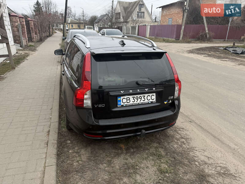 Универсал Volvo V50 2010 в Киеве