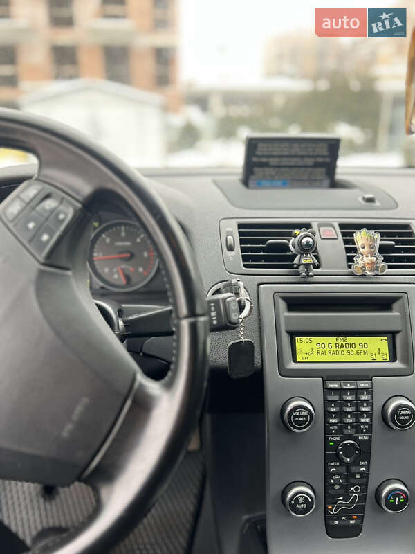 Универсал Volvo V50 2010 в Ивано-Франковске