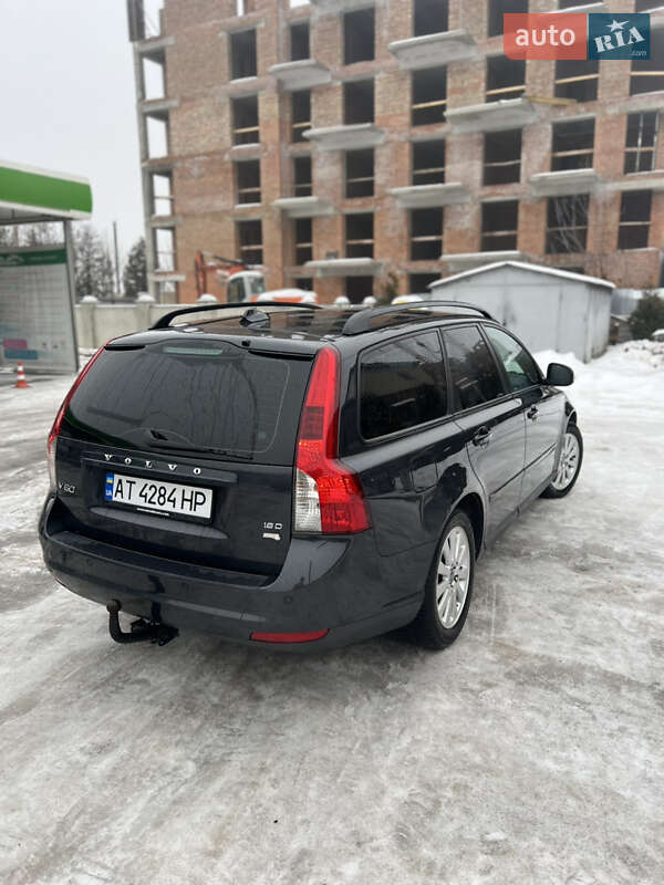 Универсал Volvo V50 2010 в Ивано-Франковске