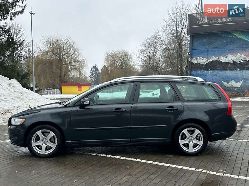 Універсал Volvo V50 2009 в Луцьку