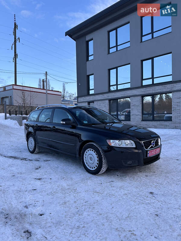 Універсал Volvo V50 2012 в Рівному