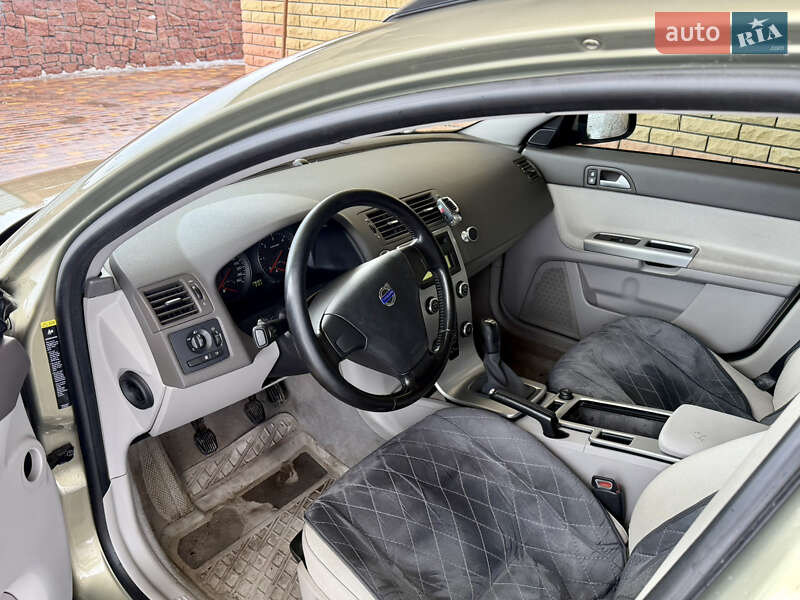 Универсал Volvo V50 2009 в Житомире фото 5 Универсал Volvo V50 2009 в Житомире