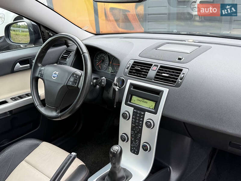 Универсал Volvo V50 2011 в Стрые фото 42 Универсал Volvo V50 2011 в Стрые