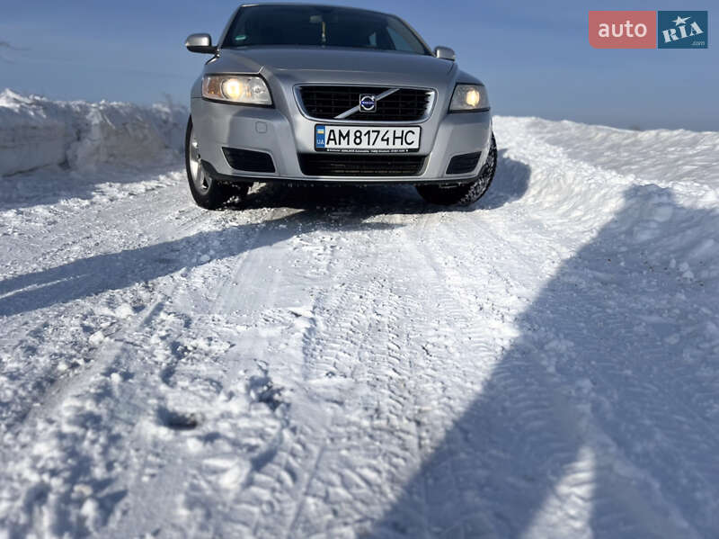 Універсал Volvo V50 2007 в Звягелі фото 5 Універсал Volvo V50 2007 в Звягелі