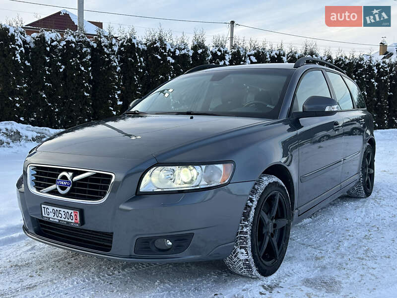 Универсал Volvo V50 2011 в Луцке фото 2 Универсал Volvo V50 2011 в Луцке