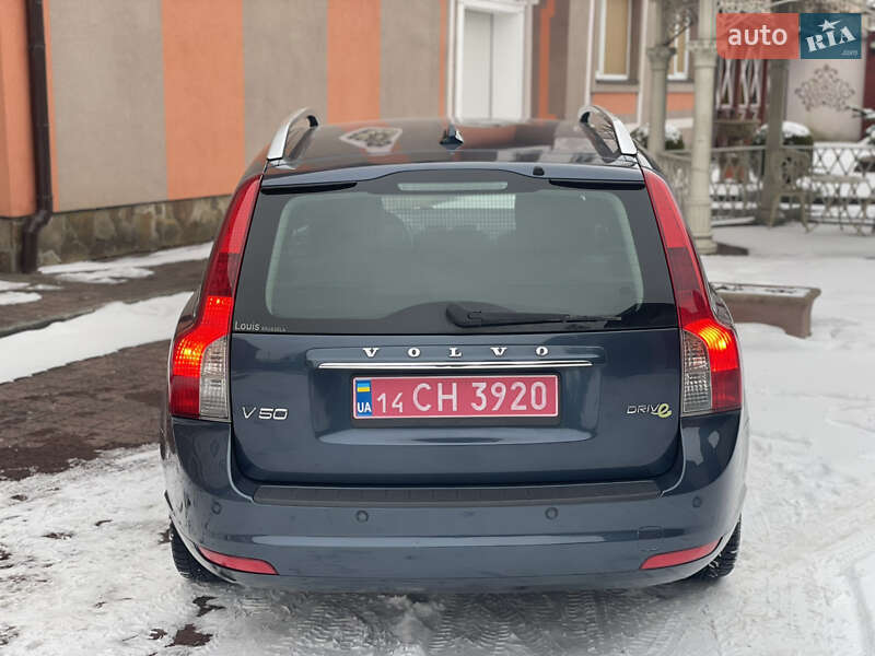 Універсал Volvo V50 2011 в Стрию