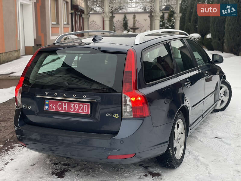 Універсал Volvo V50 2011 в Стрию
