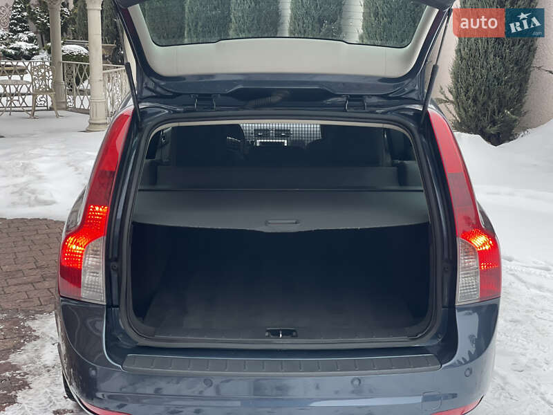 Універсал Volvo V50 2011 в Стрию