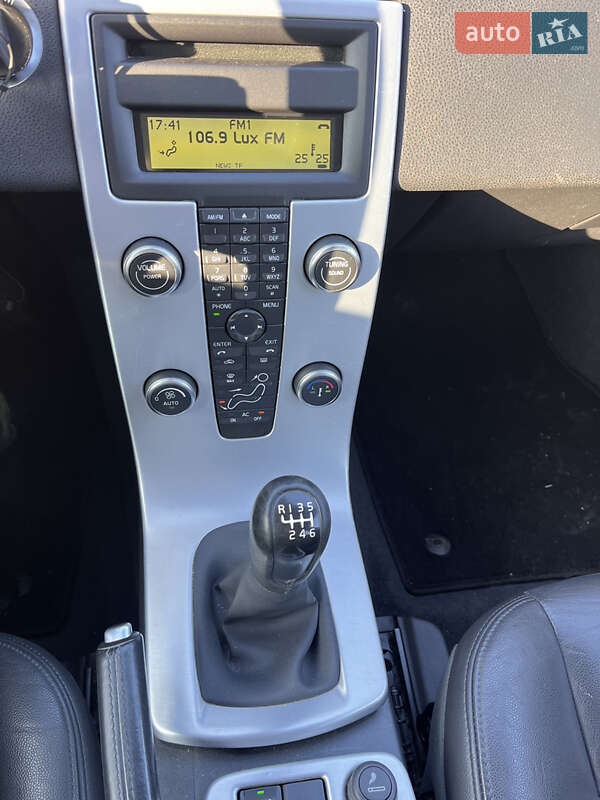 Універсал Volvo V50 2012 в Луцьку фото 17 Універсал Volvo V50 2012 в Луцьку