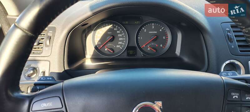 Універсал Volvo V50 2012 в Карлівці