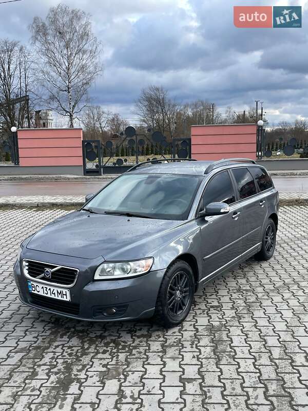 Volvo V50 2009